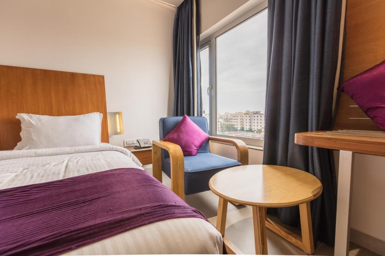 Hotel Aira Vijayawāda Εξωτερικό φωτογραφία